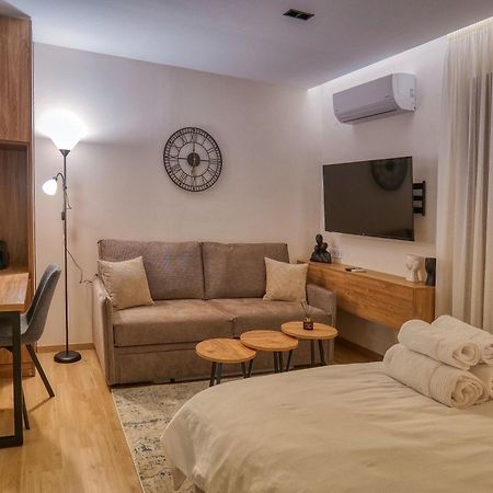 Harmony Center Luxury Apartment Komotiní Kültér fotó